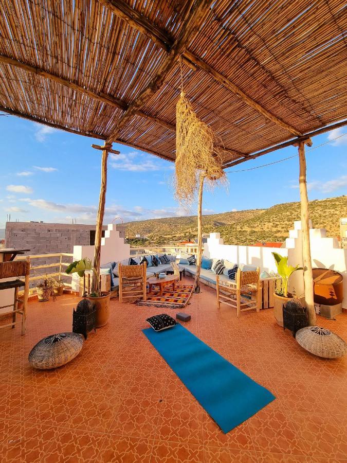 Salt House Morocco - Surf & Yoga Camp Bed & Breakfast Tamraght Bagian luar foto