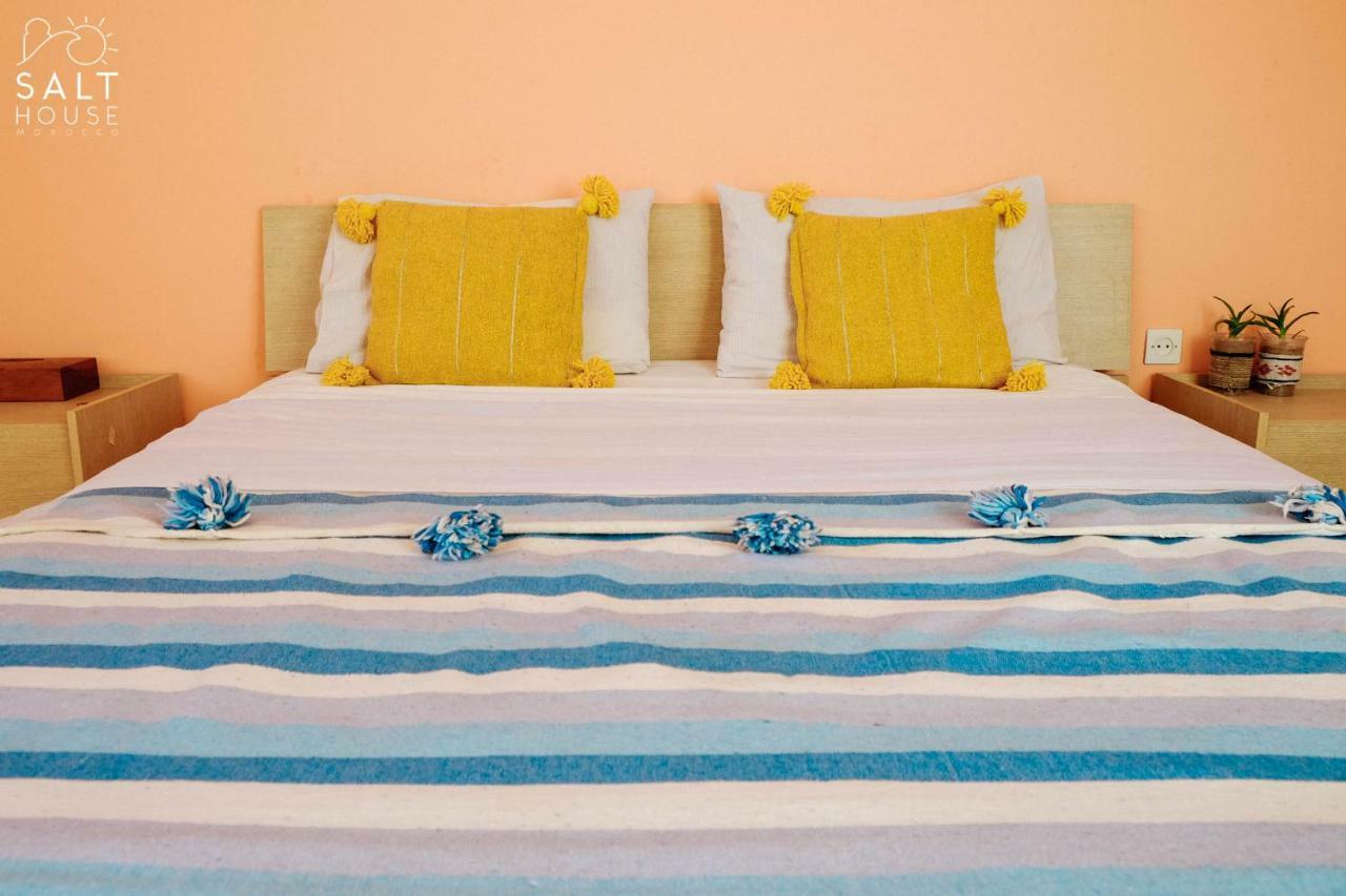 Salt House Morocco - Surf & Yoga Camp Bed & Breakfast Tamraght Bagian luar foto